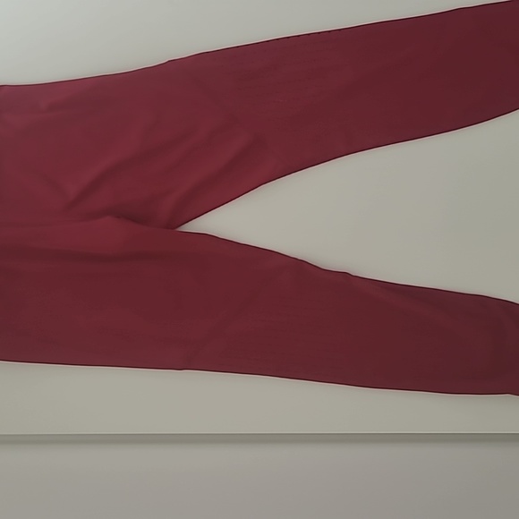 Under armor•Fitted•vibrant•Leggings - Picture 3 of 3